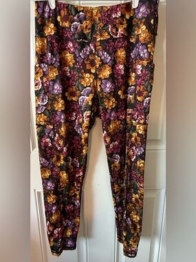 Floral Print High-Waist Leggings in Black, Gold & Purple